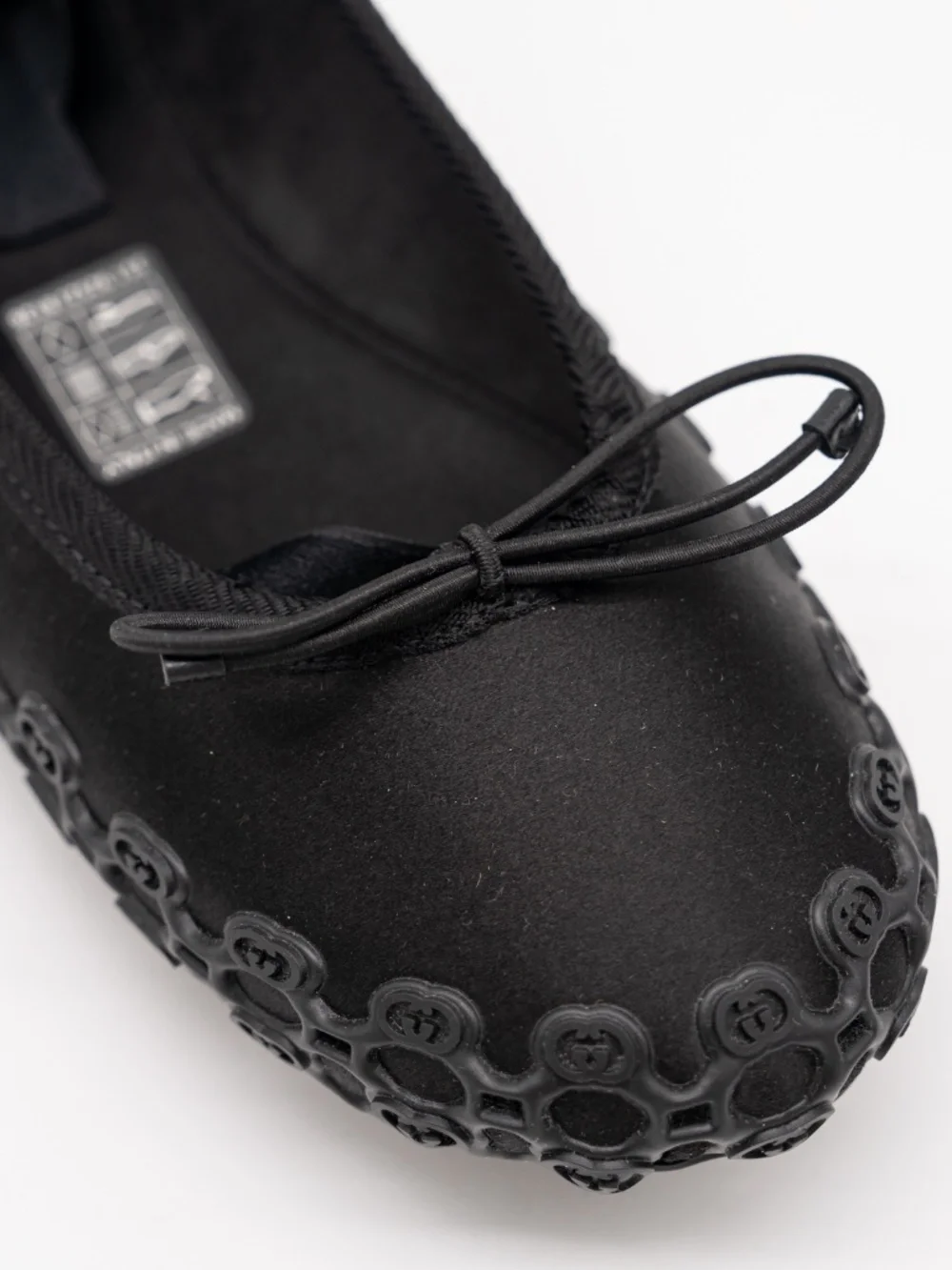 Gucci Women's Ballet Flat Satin Ankle Wrap Black Ballerina size 36.5eu 6.5 US
